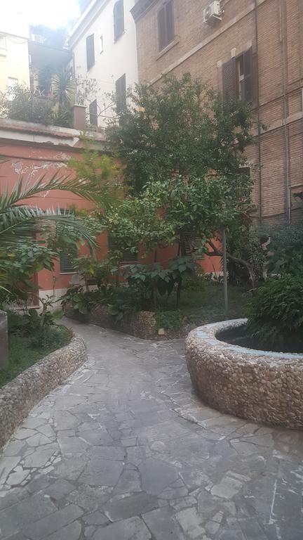 Saint Peter Holiday Roma Exterior foto